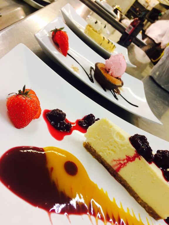 Huntly Arms Hotel Aboyne Εξωτερικό φωτογραφία
